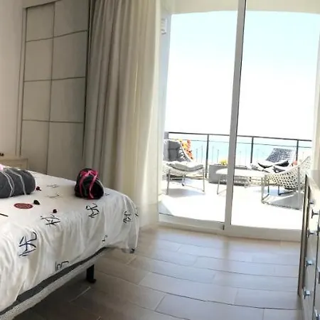 Giusy - Luxury Spectacular Ocean View With Private Pool, Jacuzzi And Sauna. Villa